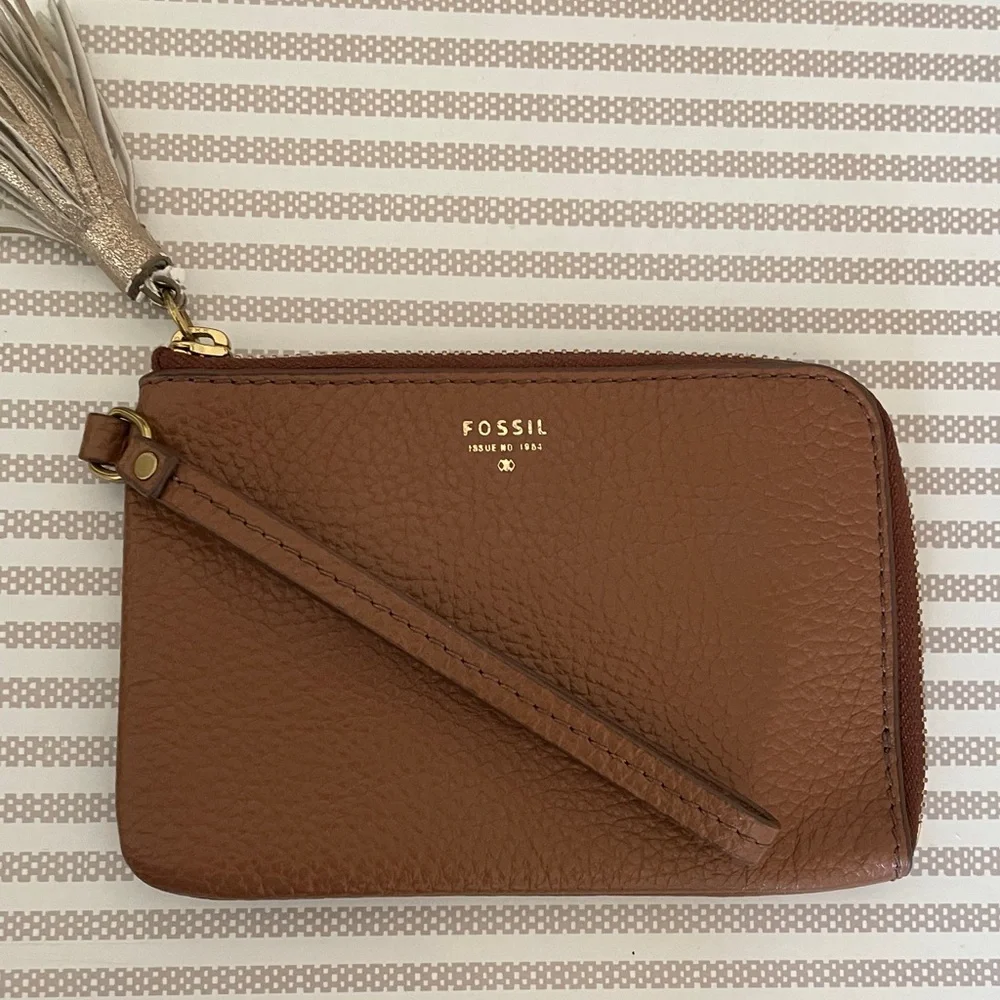 FOSSIL Wallet - Picture 1 of 7